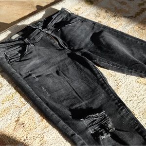 AG Black Stilt Crop Jeans, size 28